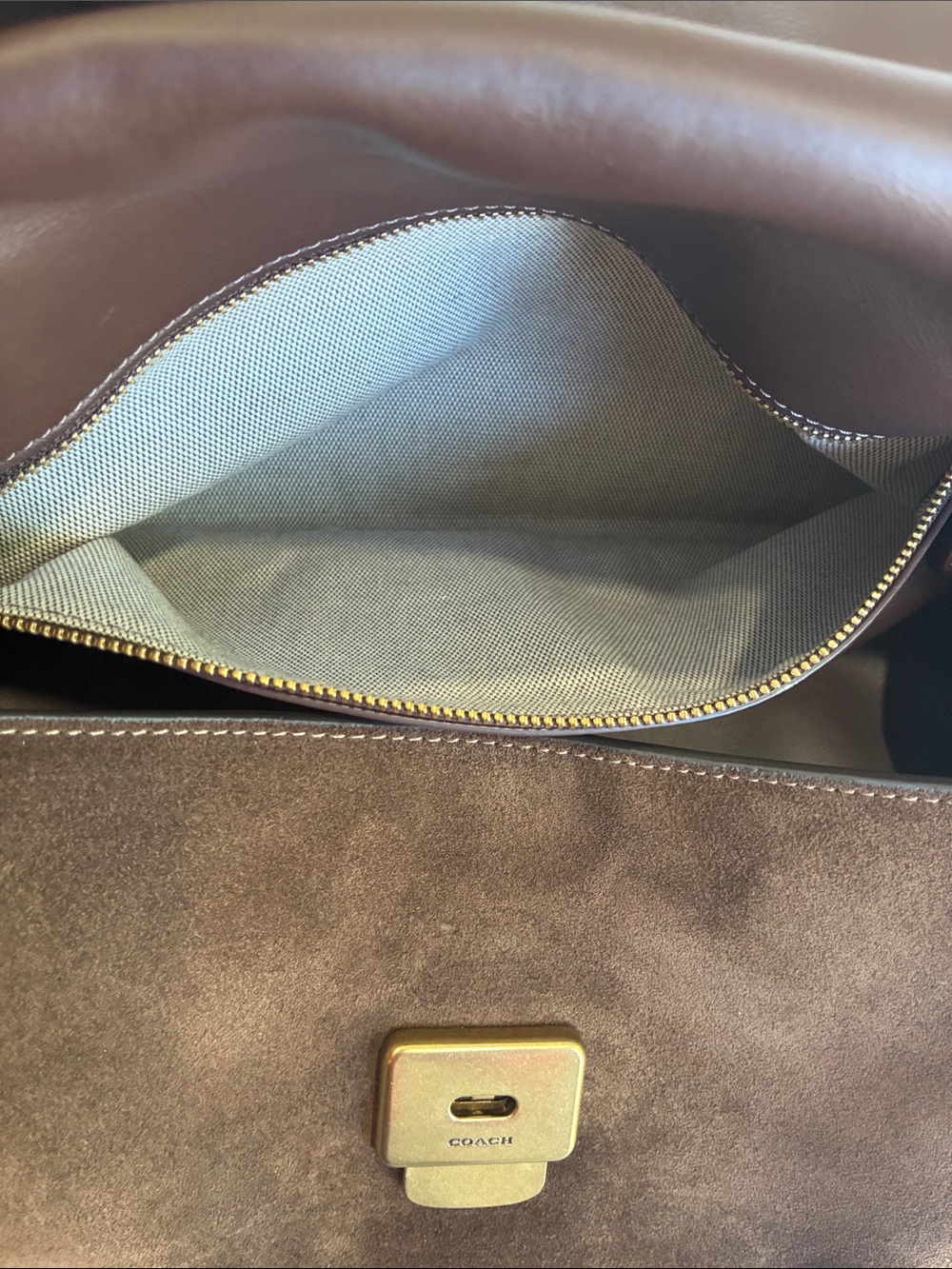 Coach Chelsea 36 Dark Chocolate Almost Like New - Picture 14 of 15